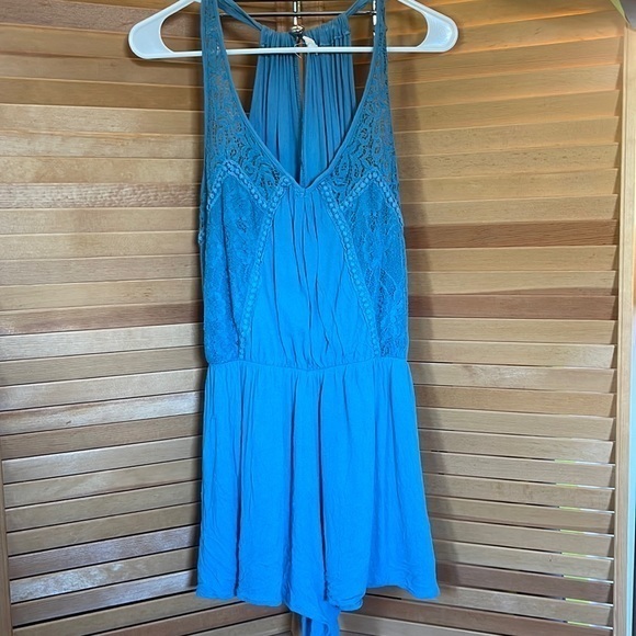 Taylor and Sage Light Blue Romper. Size Medium - Picture 1 of 7